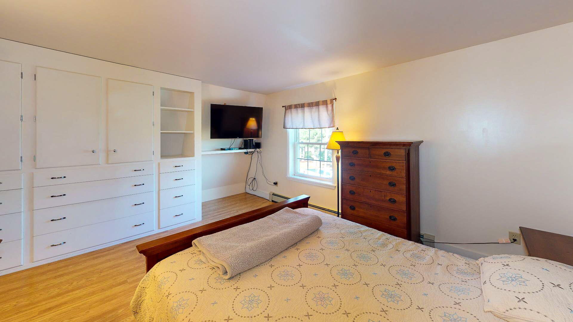 1133 Highway 32 Round Pond, ME 04564 - Photo 23 of 38 Primary bedroom