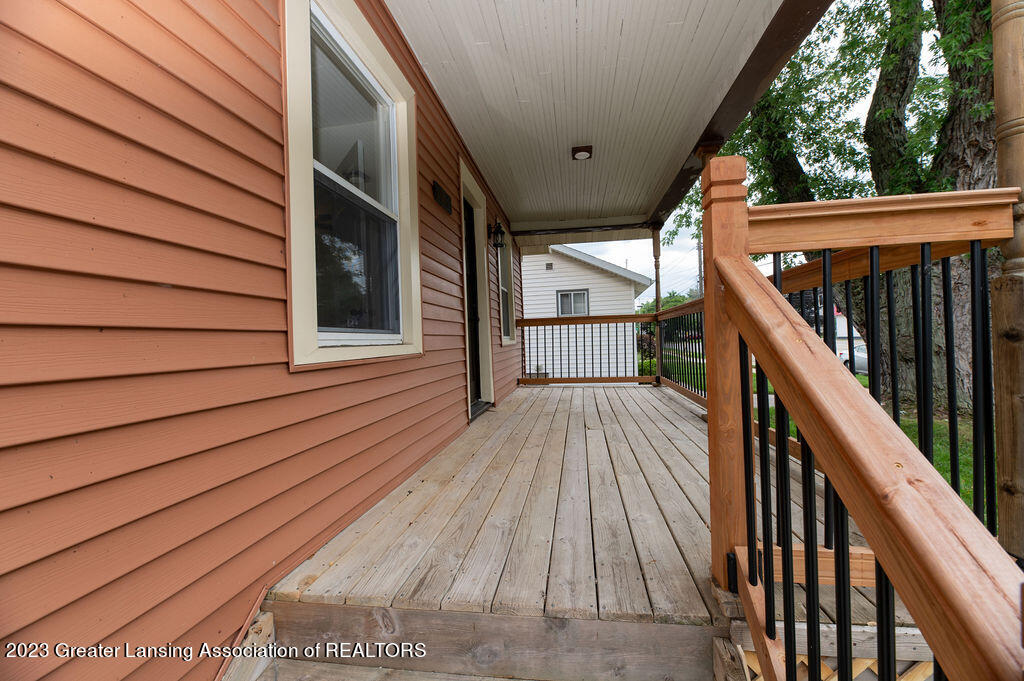 1837 South Rundle Avenue Lansing, MI 48910 - Photo 5 of 25 DSC_7826