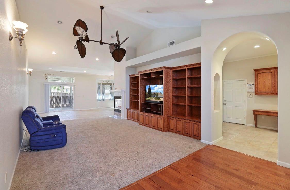 1864 Miriam Way Ripon, CA 95366 - Photo 8 of 43 Gallery Image 8