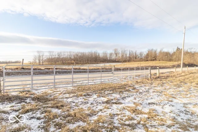 $1,135,000 | 90 South County Road 100 East, Lewisville, IN 47352