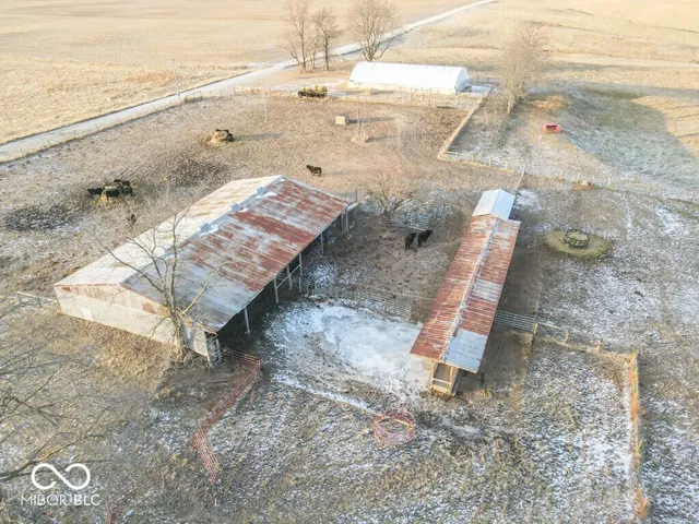 $1,135,000 | 90 South County Road 100 East, Lewisville, IN 47352