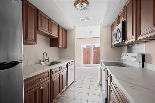$1,750 | 38 Stanton Hall Drive, Destrehan, LA 70047
