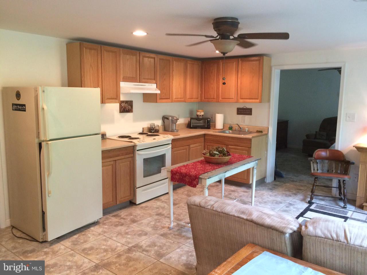 13528 Orchard Ridge Road Hancock, MD 21750 - Photo 7 of 27 Kitchen