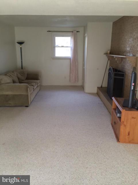 1025 Bosley Road Cockeysville, MD 21030 - Photo 12 of 19 Family Room