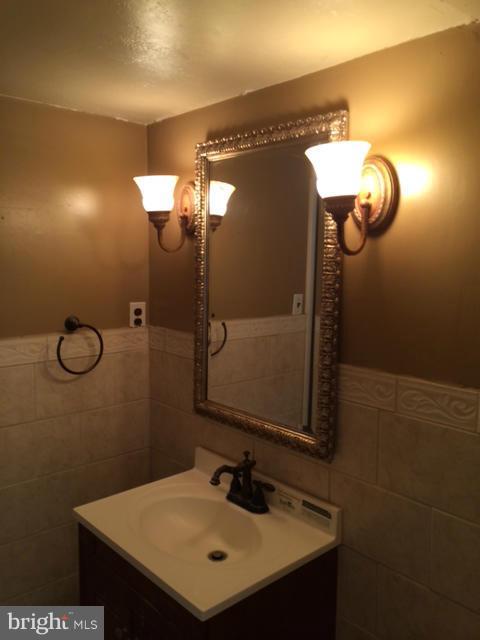 1025 Bosley Road Cockeysville, MD 21030 - Photo 14 of 19 Bath