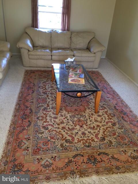 1025 Bosley Road Cockeysville, MD 21030 - Photo 3 of 19 Living Room