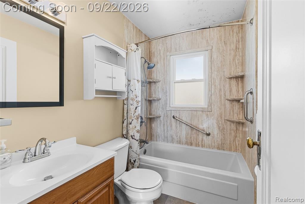 4609 Pengelly Road Flint, MI 48507 - Photo 12 of 22 Gallery Image 12