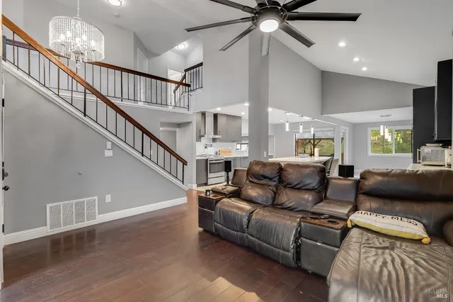 $799,000 | 257 Valley Oak Lane, Vallejo, CA 94591