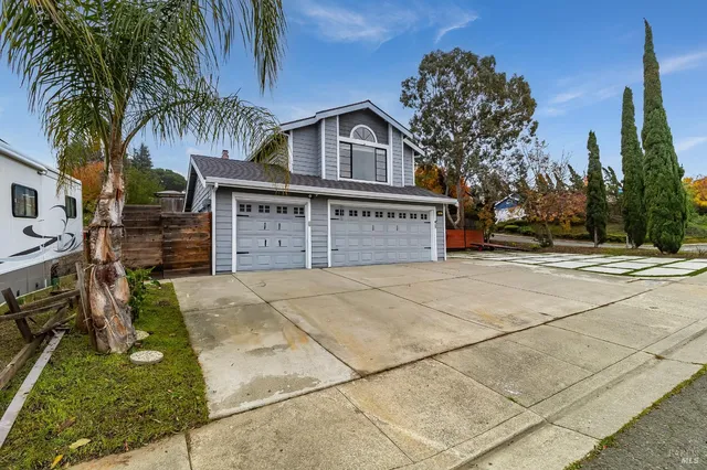 $799,000 | 257 Valley Oak Lane, Vallejo, CA 94591