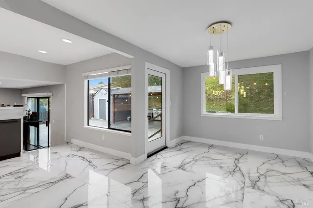 $799,000 | 257 Valley Oak Lane, Vallejo, CA 94591