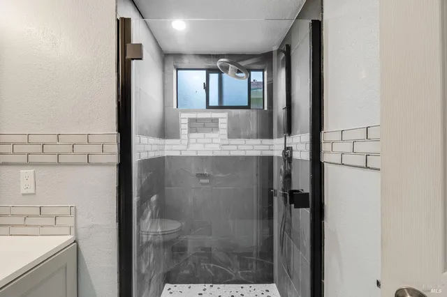 $799,000 | 257 Valley Oak Lane, Vallejo, CA 94591