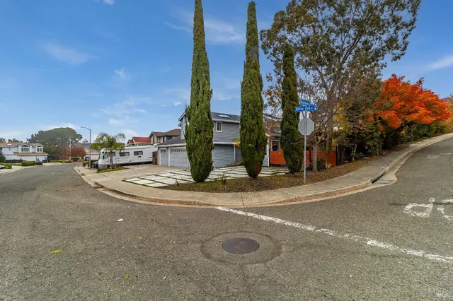 $810,000 | 257 Valley Oak Lane, Vallejo, CA 94591