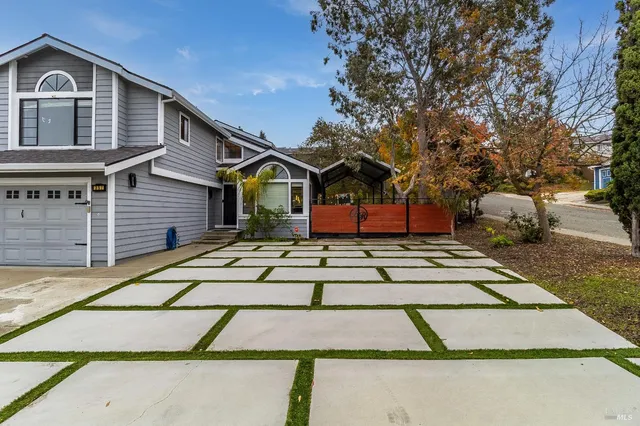$799,000 | 257 Valley Oak Lane, Vallejo, CA 94591