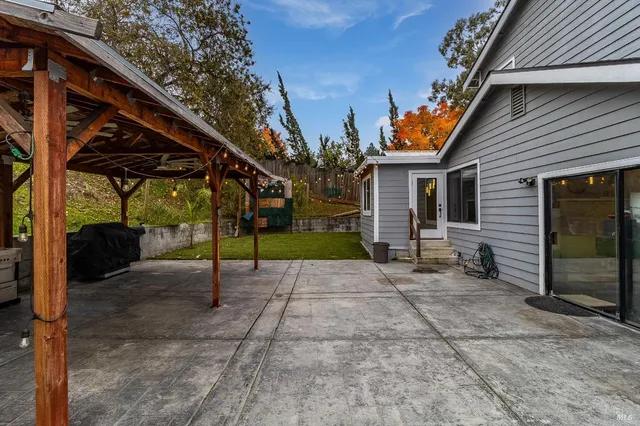 $799,000 | 257 Valley Oak Lane, Vallejo, CA 94591