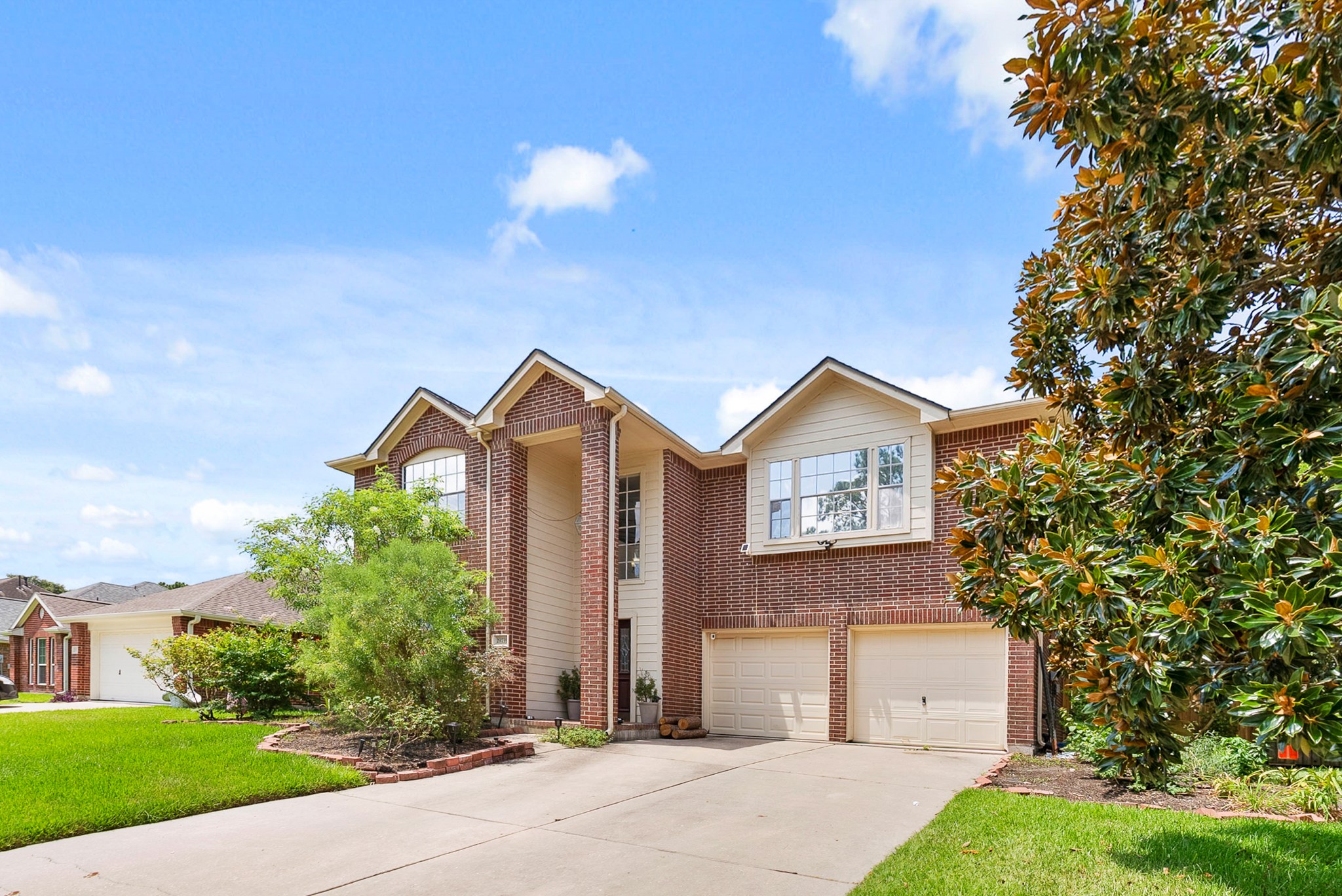 29735 Spring Terrace Drive Spring, TX 77386 - Photo 2 of 14 Photos are from before previous Lease