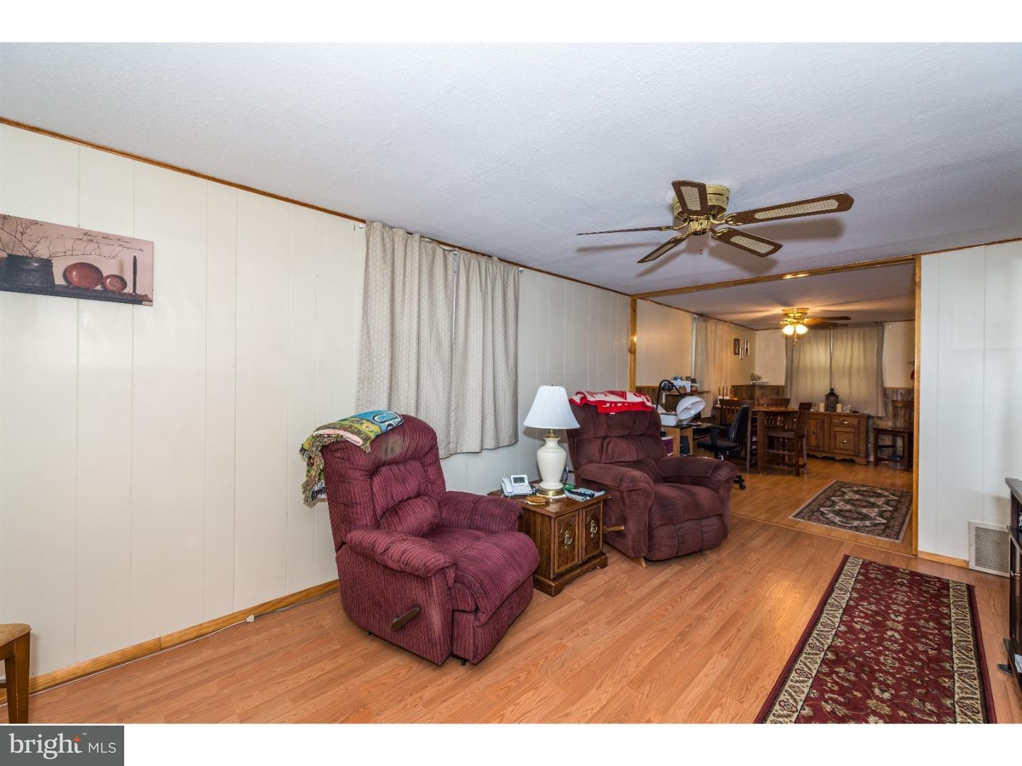 232 Lynn Road Ridley Park, PA 19078 - Photo 8 of 25 Living Room