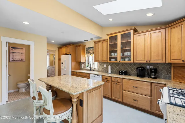 $5,000 | 113 Beacon Boulevard, Unit FRONT HOUSE, Sea Girt, NJ 08750