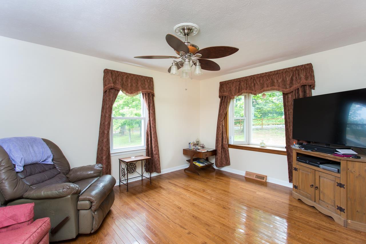 5944 Scholars Road Mount Crawford, VA 22841 - Photo 5 of 23 Gallery Image 5
