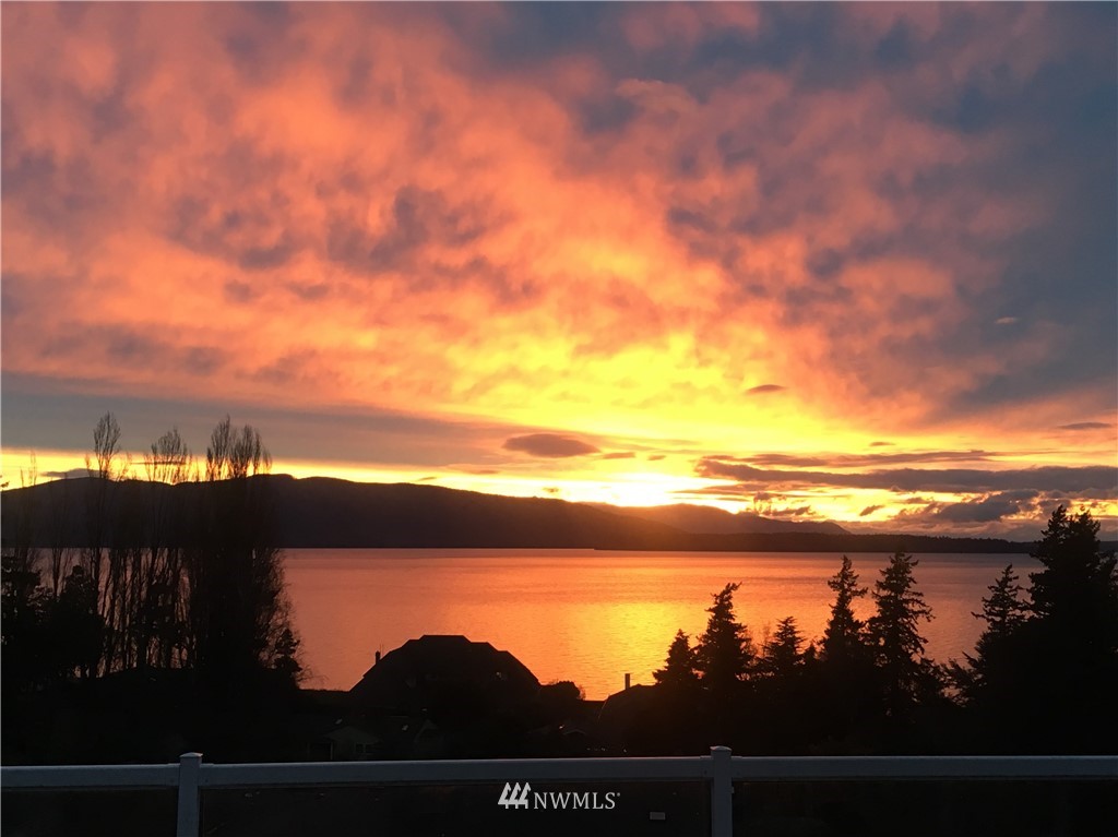 500 Briar Road Bellingham, WA 98225 - Photo 1 of 25