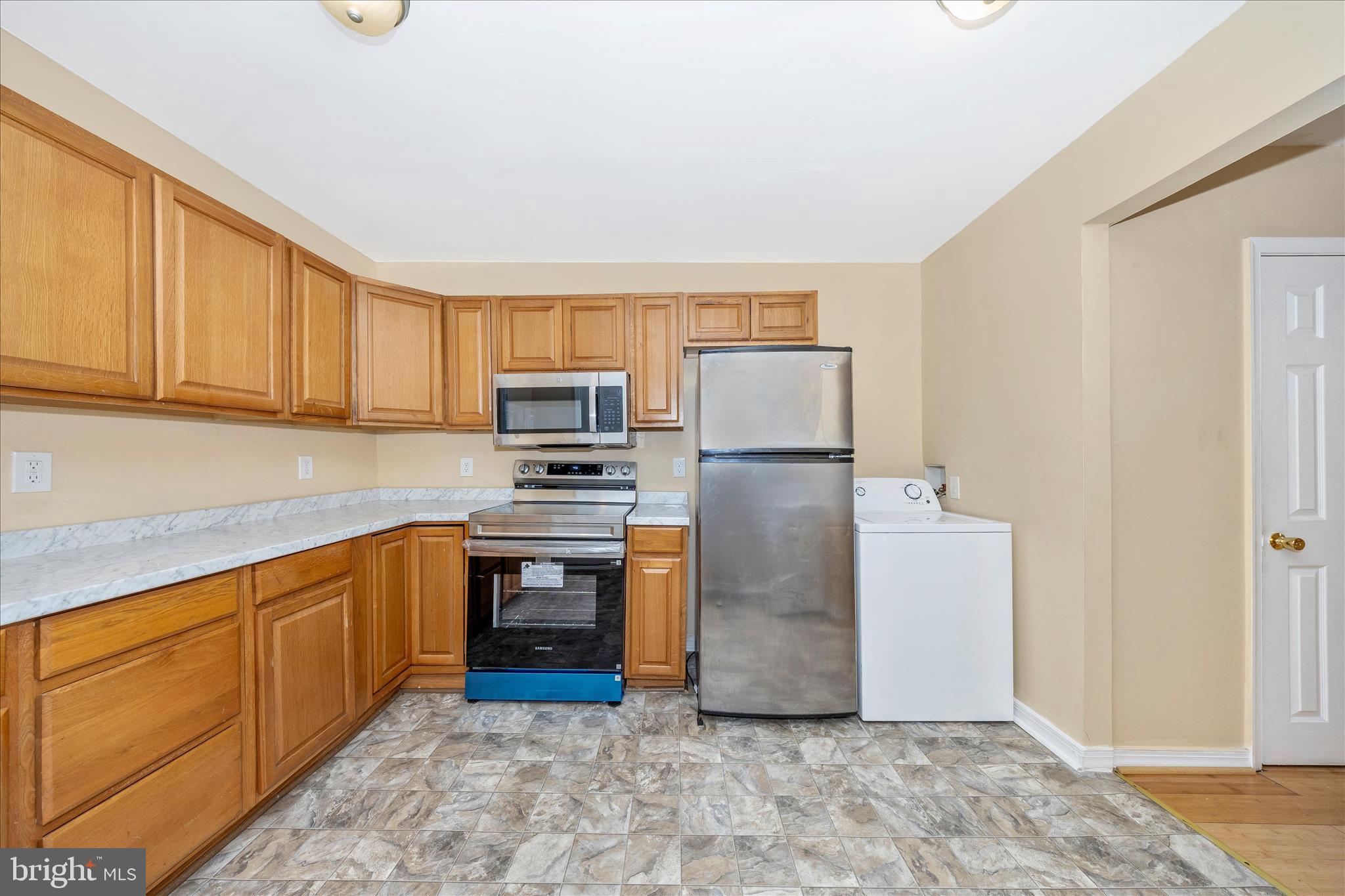 225 Alexander Street Hagerstown, MD 21740 - Photo 13 of 49 Kitchen