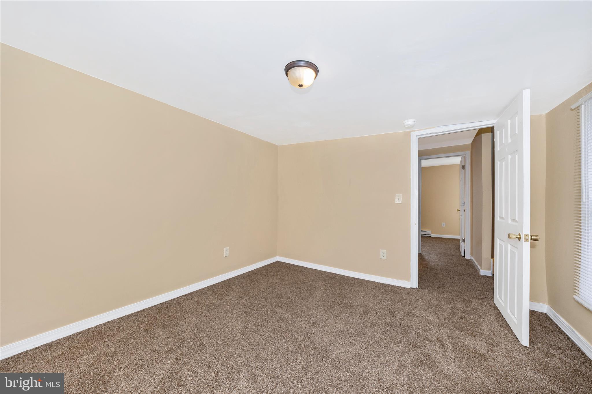 225 Alexander Street Hagerstown, MD 21740 - Photo 26 of 49 Bedroom 2