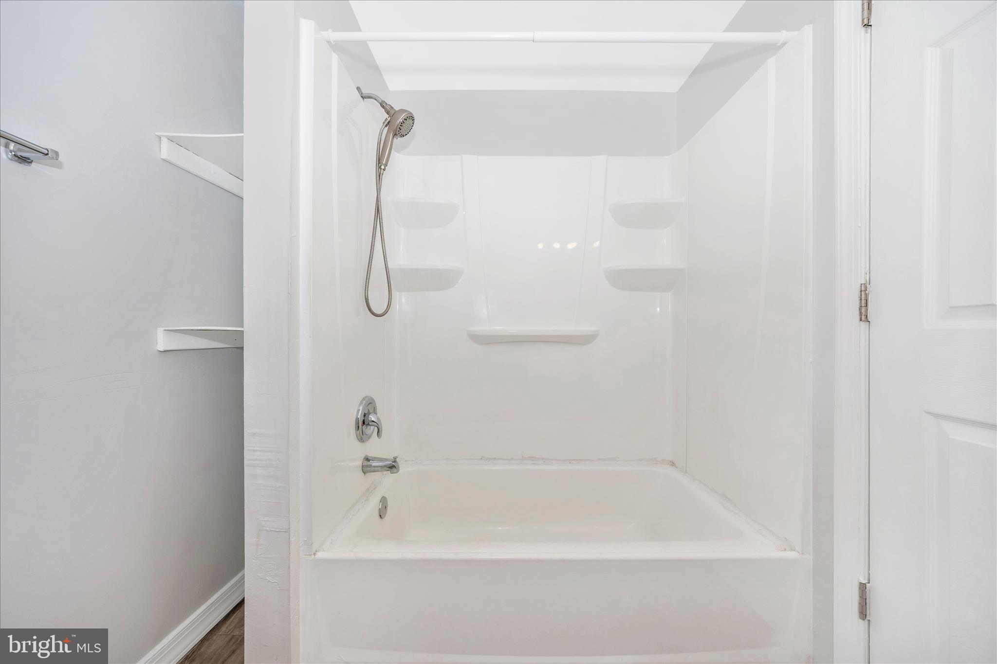 225 Alexander Street Hagerstown, MD 21740 - Photo 33 of 49 Hall Bathroom