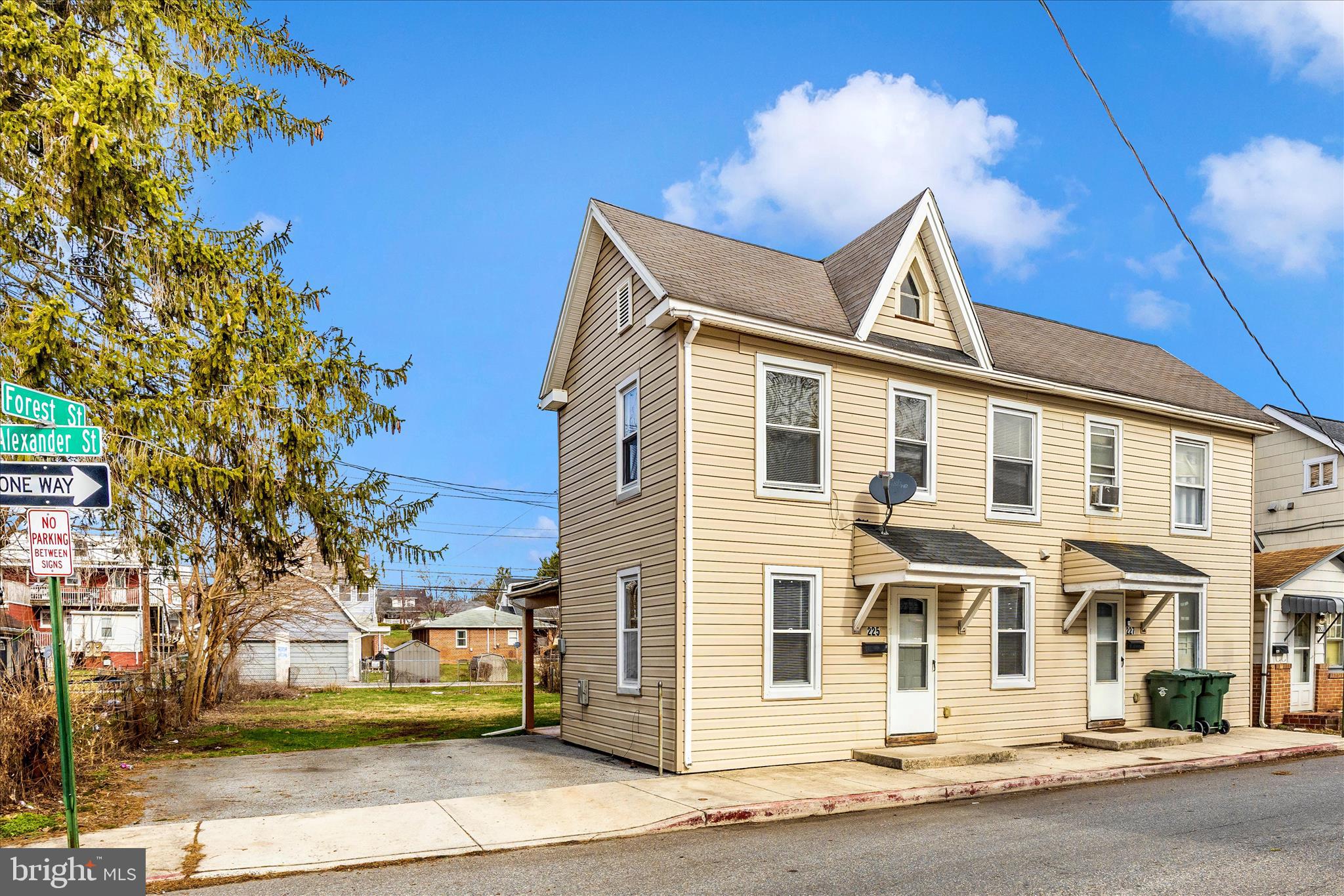 225 Alexander Street Hagerstown, MD 21740 - Photo 39 of 49 Exterior Front
