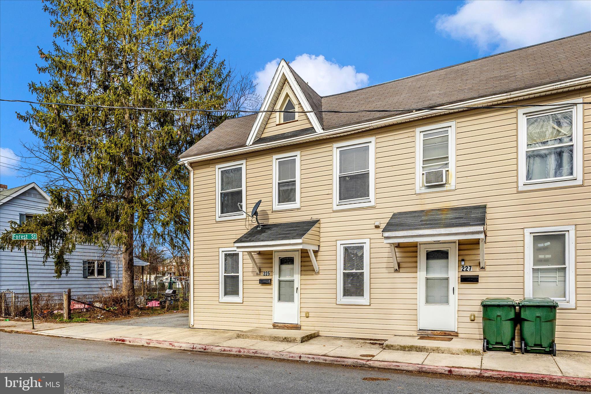 225 Alexander Street Hagerstown, MD 21740 - Photo 40 of 49 Exterior Front