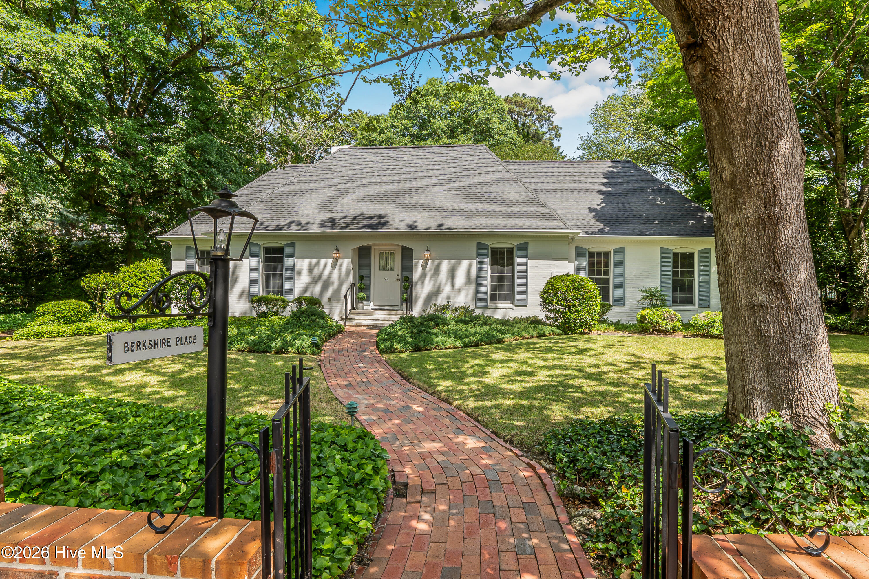 25 Magnolia Road Pinehurst, NC 28374 - Photo 5 of 73 25 Magnolia Rd