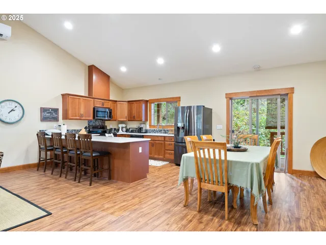 $629,500 | 303 South Marine Street, Rockaway Beach, OR 97136