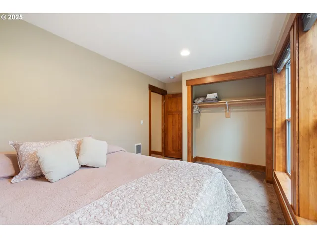 $629,500 | 303 South Marine Street, Rockaway Beach, OR 97136