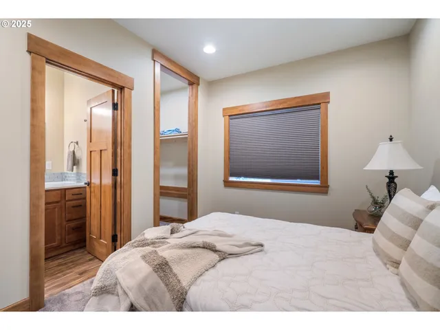 $629,500 | 303 South Marine Street, Rockaway Beach, OR 97136