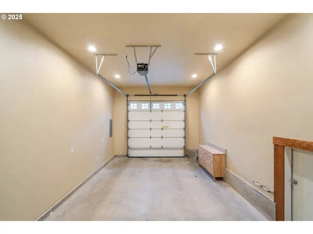 $629,500 | 303 South Marine Street, Rockaway Beach, OR 97136