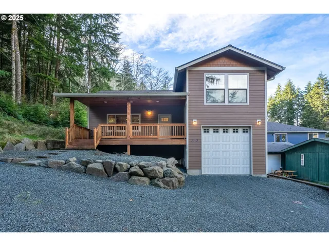 $629,500 | 303 South Marine Street, Rockaway Beach, OR 97136