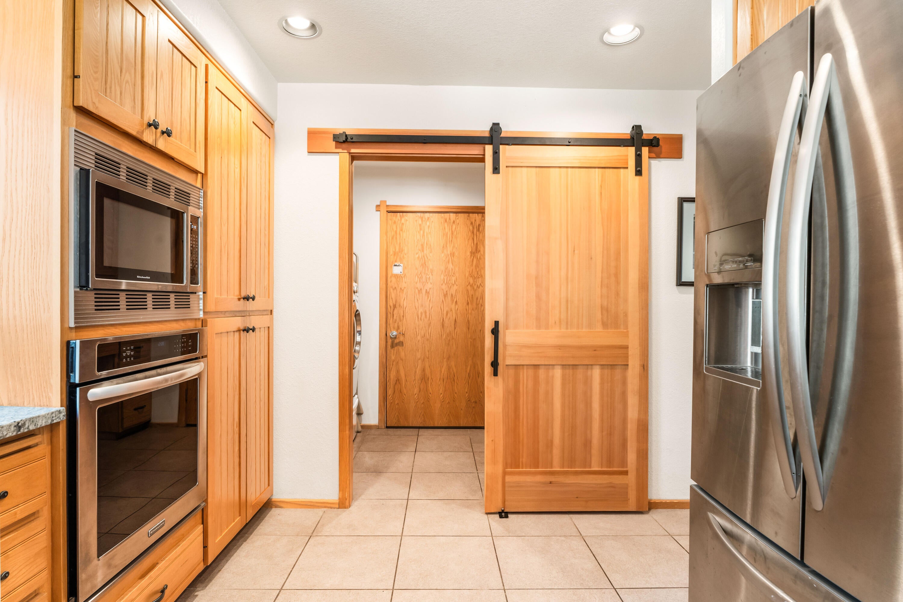 17678 Bittern Lane, Unit 5 Sunriver, OR 97707 - Photo 16 of 41 Kitchen
