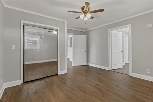 $1,575 | 308 West Lamm Street, Blue Ridge, TX 75424