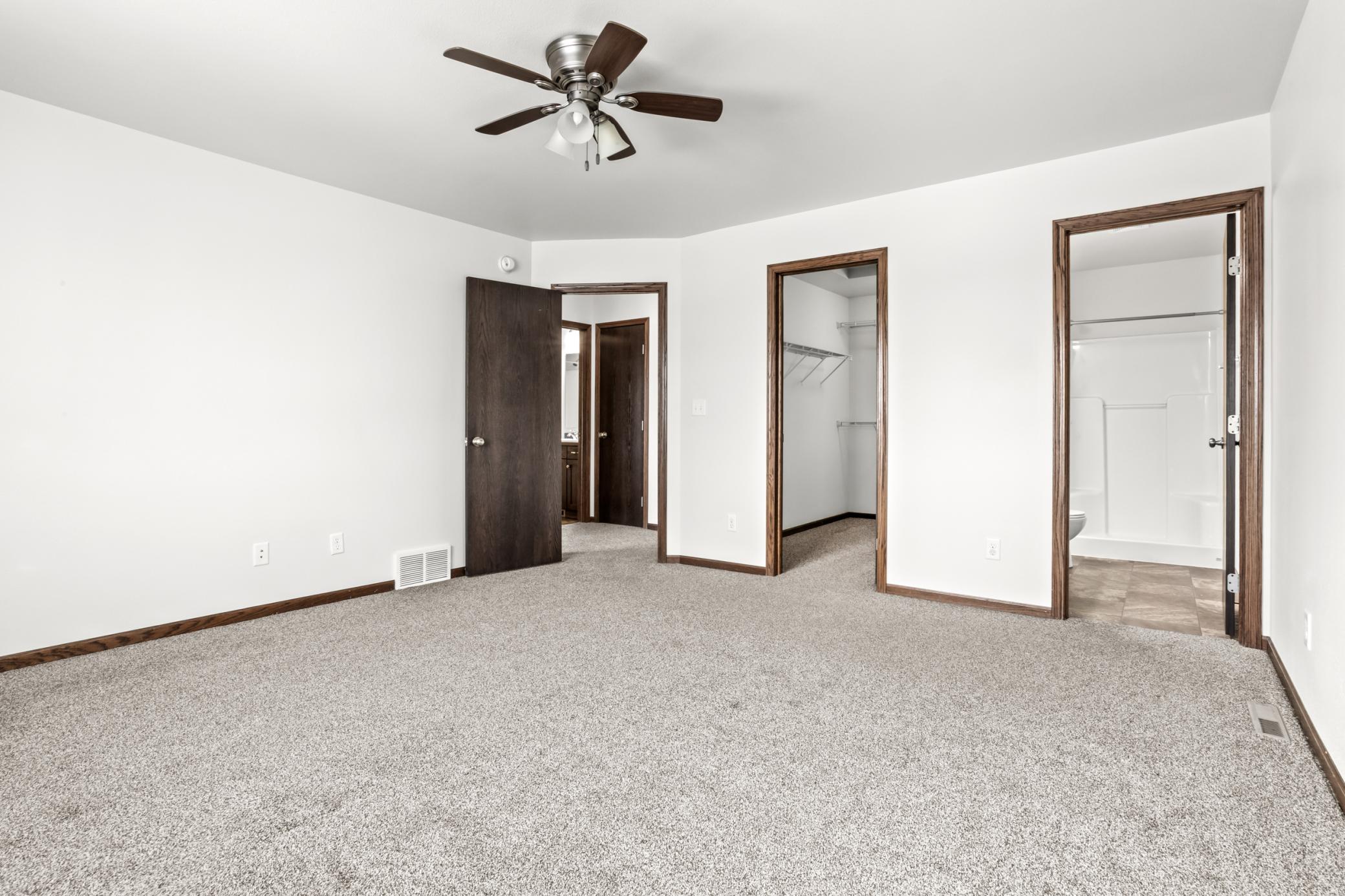 3611 15th Street South Moorhead, MN 56560 - Photo 13 of 31