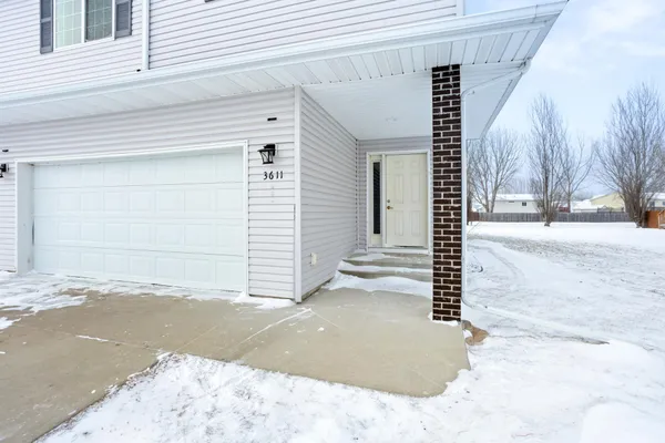$279,000 | 3611 15th Street South, Moorhead, MN 56560