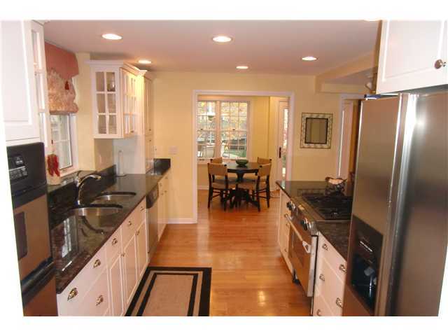 2344 Coventry Road Columbus, OH 43221 - Photo 9 of 25