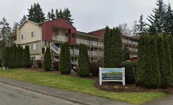 $1,800 | 3210 18th Street, Everett, WA 98201