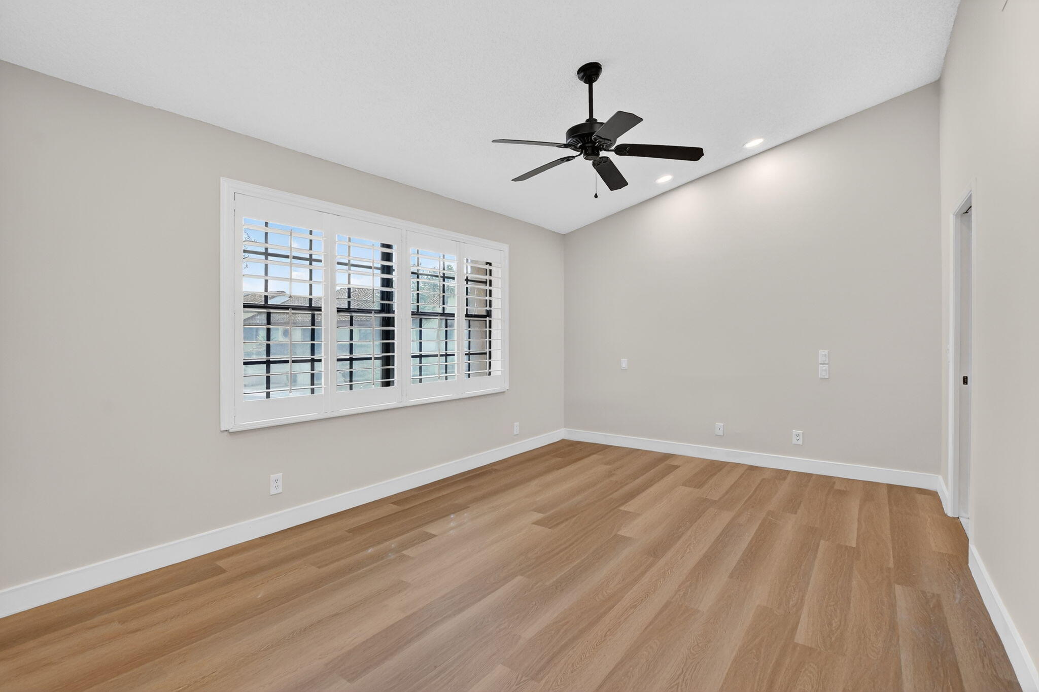 7818 La Mirada Drive, Unit 7818 Boca Raton, FL 33433 - Photo 12 of 45 Master bedroom