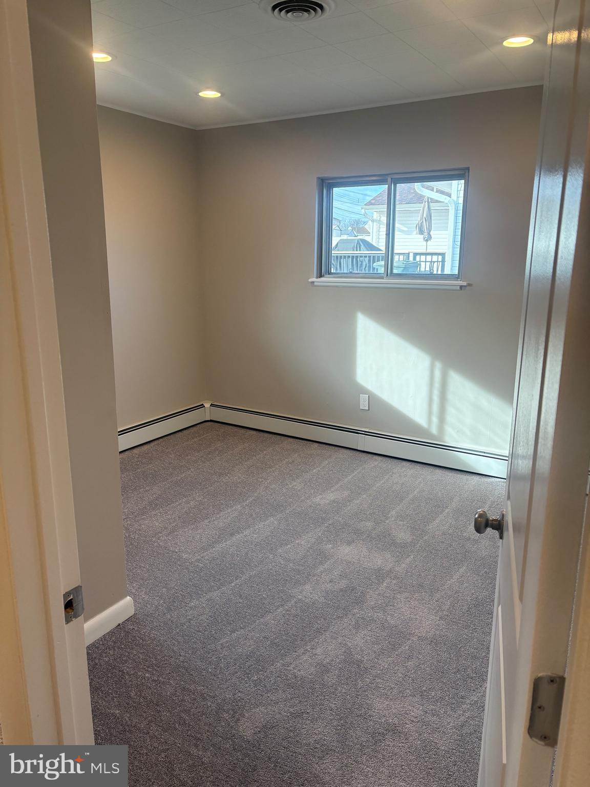 932 Rozel Avenue Southampton, PA 18966 - Photo 24 of 32 a view of an empty room with a window