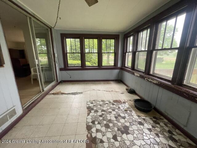 6608 Steele Road Eaton Rapids, MI 48827 - Photo 3 of 17 IMG_2623