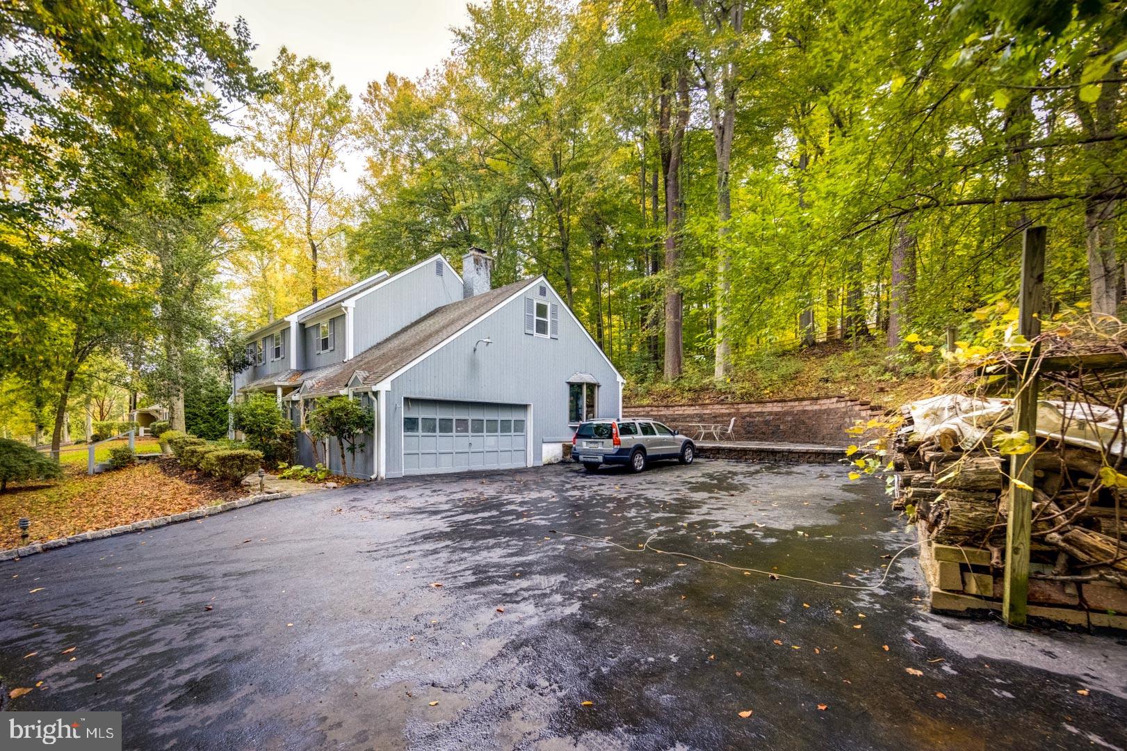3216 Sawmill Road Newtown Square, PA 19073 - Photo 2 of 28 Large Driveway