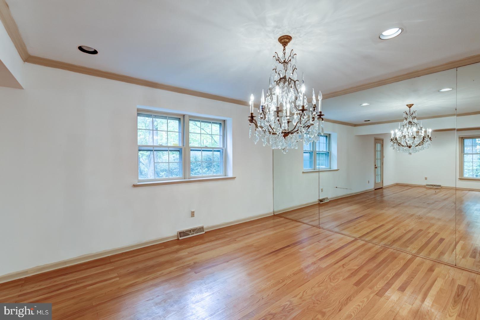 3216 Sawmill Road Newtown Square, PA 19073 - Photo 11 of 28 Dining Room