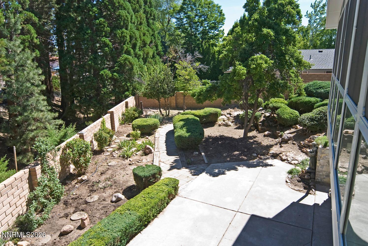 3185 Corey Drive Reno, NV 89509 - Photo 39 of 46 022-011-Lower Yard-1494x1000