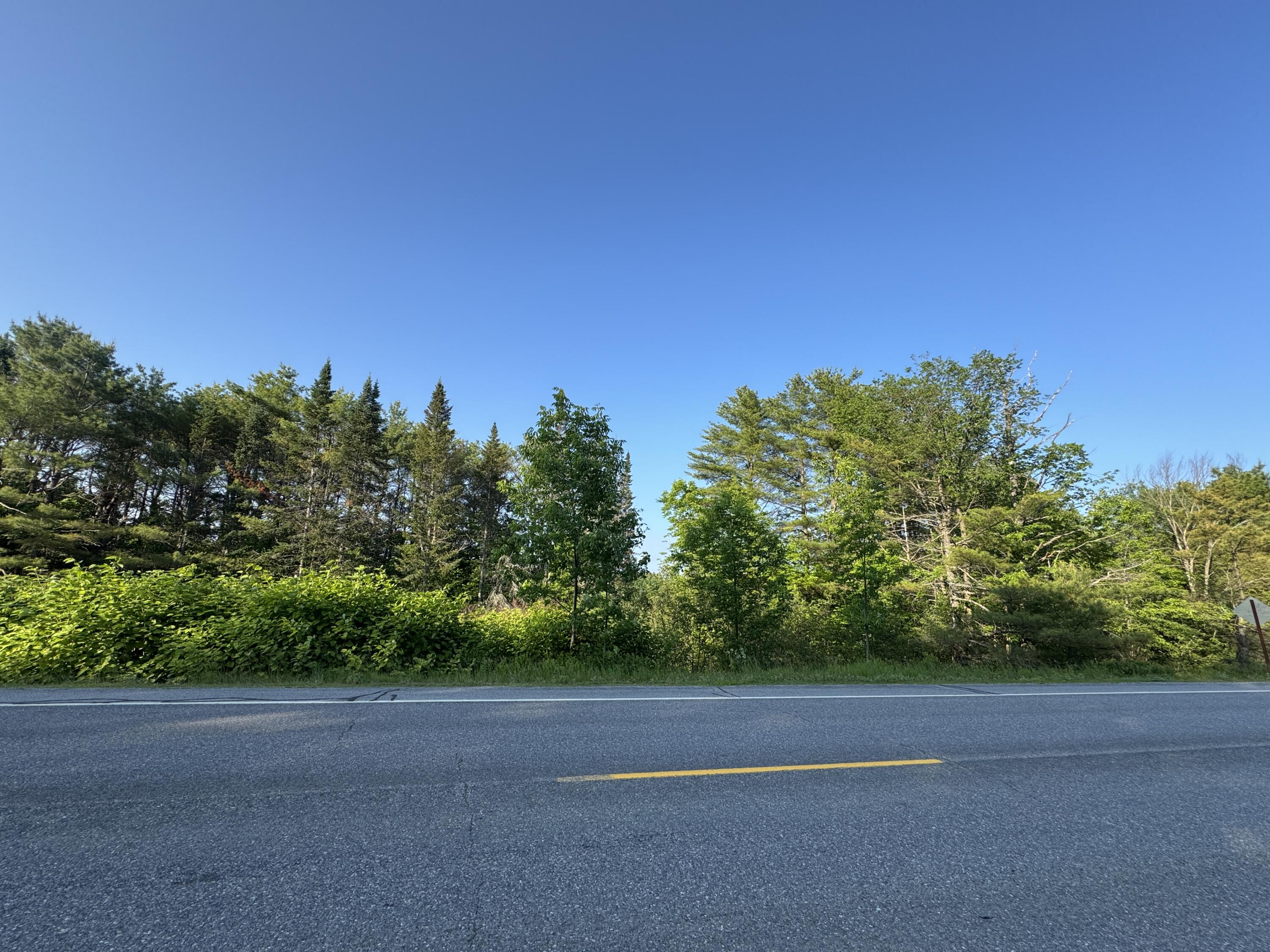 729 Eastern Avenue Augusta, ME 04330 - Photo 4 of 7 IMG_8432