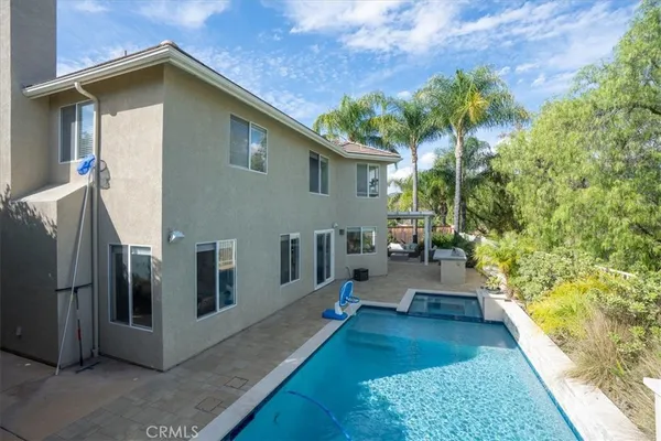 $1,999,000 | 6 Las Pisadas, Rancho Santa Margarita, CA 92688