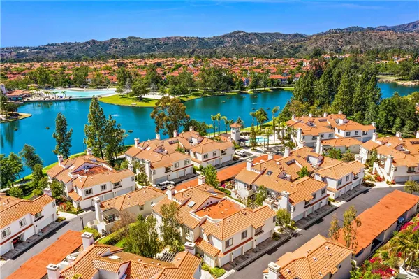 $1,999,000 | 6 Las Pisadas, Rancho Santa Margarita, CA 92688