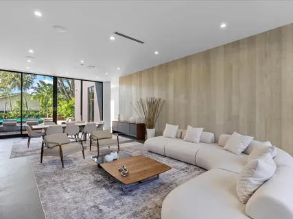 $5,149,000 | 871 Northeast 83rd Street, Miami, FL 33138